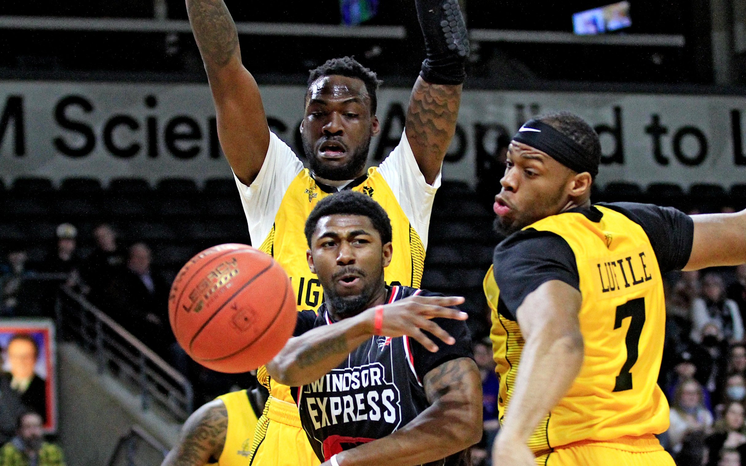 Lightning, Express Ready To Square Off in NBLC Finals